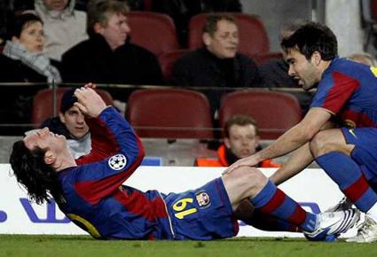 نجوم برشلونة يتألمون